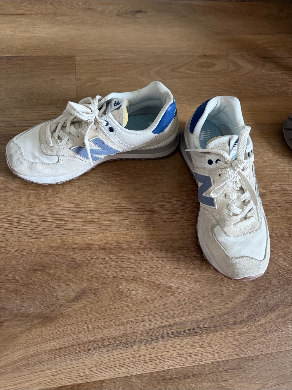 New Balance Womens White and Blue Sneakers
